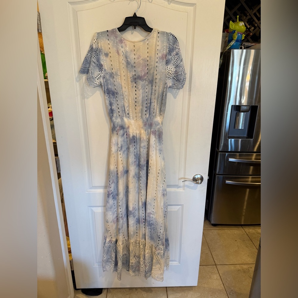 YFB Young Fabulous & Broke Costa Eyelet Tie-Dye blue Hi Low Maxi Dress large - Picture 4 of 8